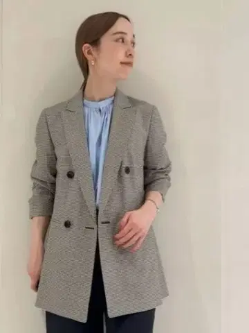 컨디션 최상! TOMORROWLAND collection 더블 자켓