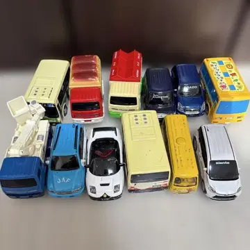 장난감 자동차 12대 세트