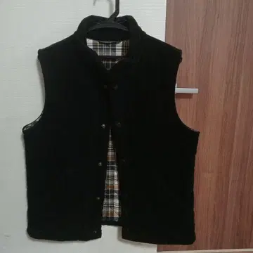 TRADITIONAL WEATHERWEAR 블랙 베스트