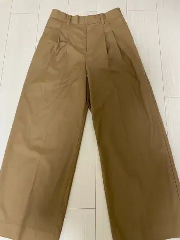 베이지 와이드 팬츠