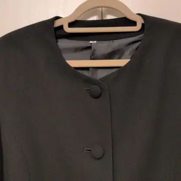 새상품급 노카라 블랙 자켓 5 버튼 포켓 부착