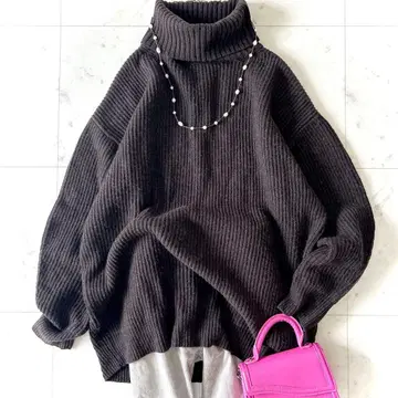 새상품급 두지엠 클라세 캐시미어 혼방 아제 롱 타르넥 풀오버