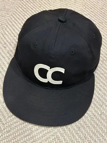 CIRCLE CIRCLE 캡 ovy