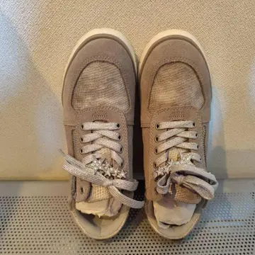 MAYAMAYA 그레이 스웨이드 메쉬 인힐 스니커즈(36)