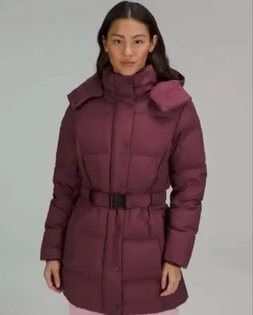 새상품급 룰루레몬 다운 자켓 후드 부착 벨트 포함