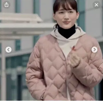 새상품급 유니클로 울트라 라이트 다운 핑크 S