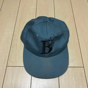 BoTT 그레이 자수 로고 캡