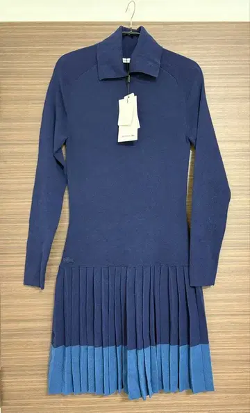 미사용 새상품 라코스테 울 니트 원피스 플리츠 스커트