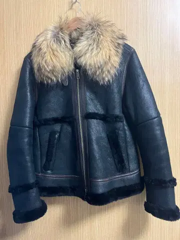 AVIREX 양가죽 B3 퍼 포함 숏 무스탕 코트 아비렉스