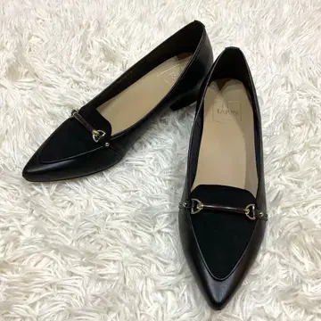 새상품급 LE TALON 비트 로퍼 펌프스 스틸레토 24.5