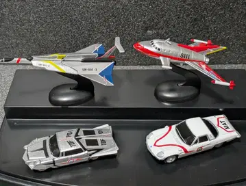 울트라맨 시리즈 피규어 4종 세트