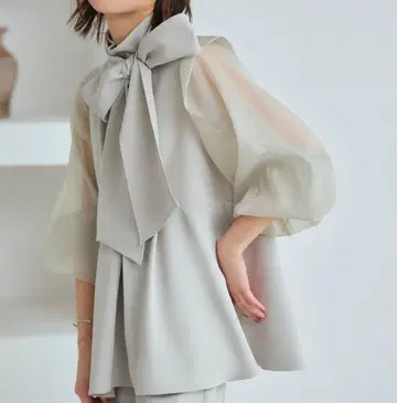 RUIRUE BOUTIQUE 보타이 오간자 슬리브 셋업