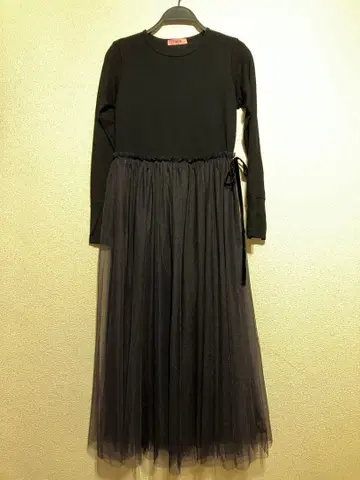 차코트 튤 도킹 원피스 블랙 긴팔