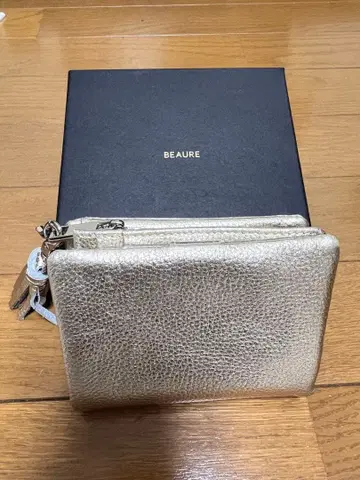 [ BEAURE ] 소가죽 태슬 2단 접이식 지갑 컴팩트 월렛