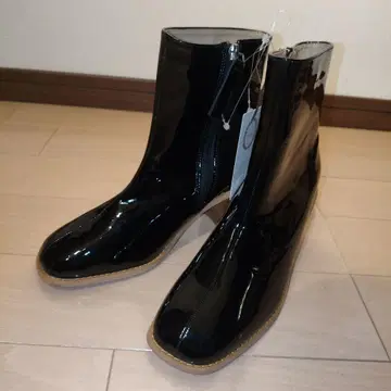 테치치 에나멜 부츠 사이즈 23~23.5cm