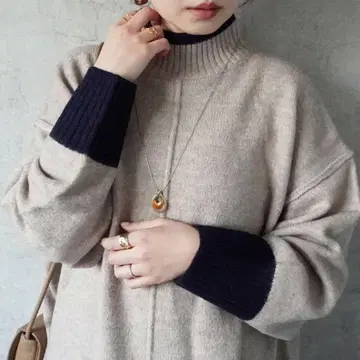 [ 새상품 ] 베이지 x 네이비 니트 바이컬러 가을 겨울