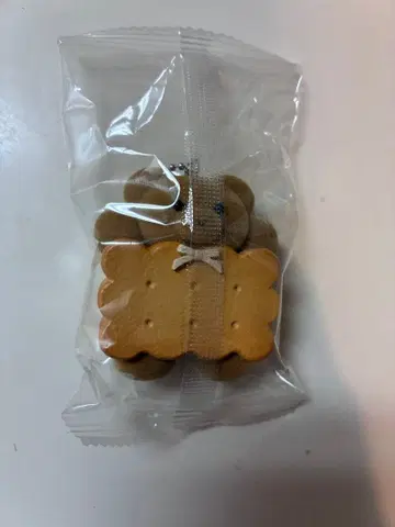 메이리 파라 마스코트 볼체인 버터 샌드 쿠키 가챠가챠