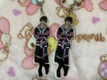 꿈먹NEON 유라 아크릴 키링