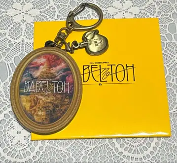 미세스 그린애플 바벨탑 굿즈 가챠 키링 A