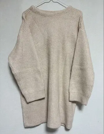 LOWRYS FARM 아이보리 긴팔 니트