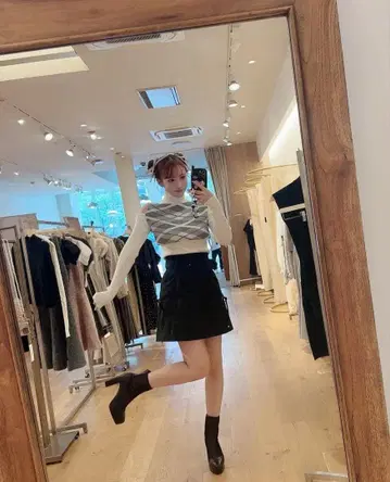 MISTREASS 벨트 포함 블랙 미니 스커트