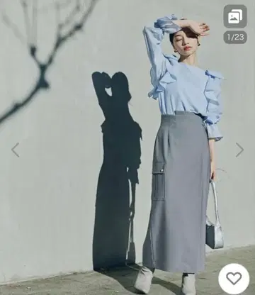 택 포함 새상품 프로포션 바디 드레싱 랩 스타일 내로우 스커트 그레이