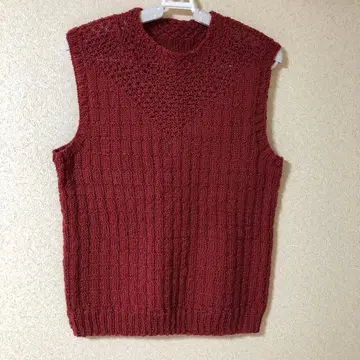 버건디 슬리브리스 니트 베스트