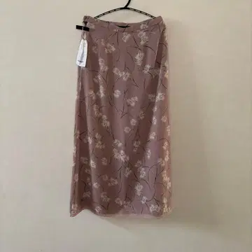 새상품 잉게보그 꽃무늬 스커트 M