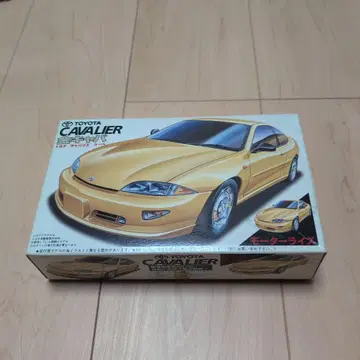 TOYOTA CAVALIER 1/32 스케일 모델 키트