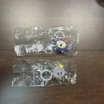 treasure 키링 2개 세트