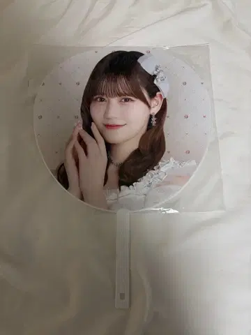 =LOVE 타카마츠 히토미 부채 보석 의상