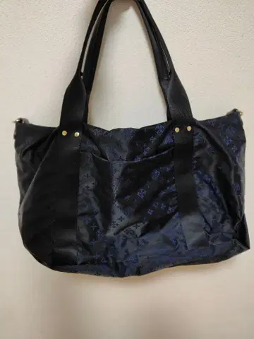 Russet 토트백 [ 거의 미사용 ]