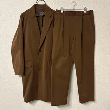 어반 리서치 테크 소재 브라운 셋업