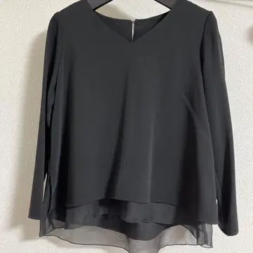 블랙 V넥 긴팔 셔츠 S 사이즈