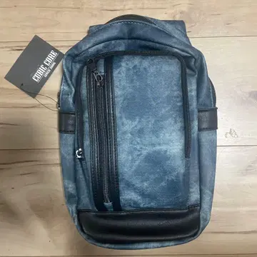 CIVIC CORE 바디백 다크 블루