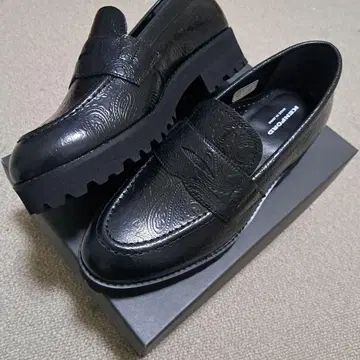 KENFORD 블랙 로퍼