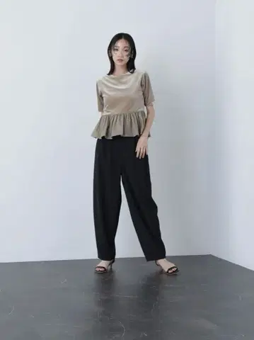 내추럴 뷰티 베이직 리시 바렐 팬츠