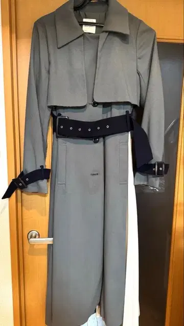 READYAZEL 트렌치코트