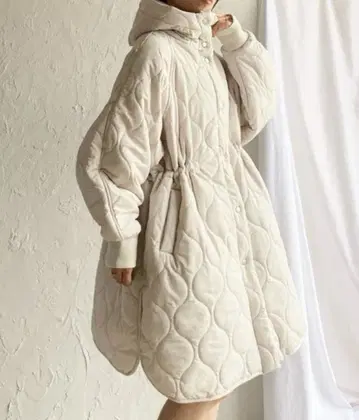 andme 후드 부착 퀼팅 롱 코트 아이보리 M