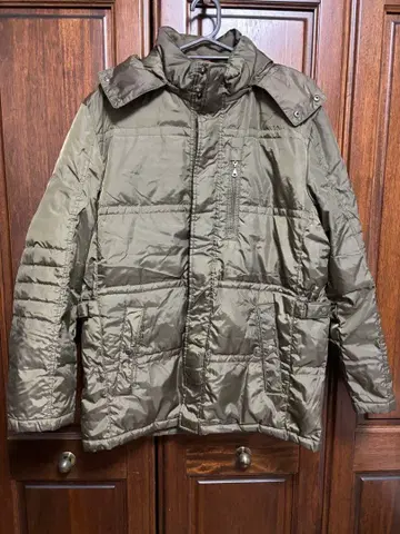 맥그리거 올리브 그린 후드 부착 다운 자켓 L