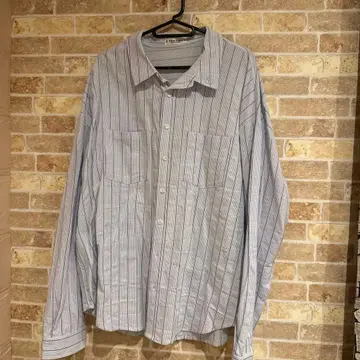 티나 조준 스트라이프 긴팔 셔츠 (파랑과 화이트)