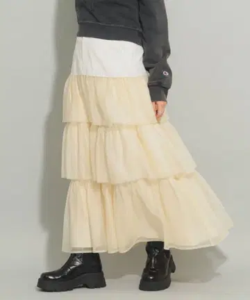 Ray BEAMS 스트라이프 시어 티어드 스커트 화이트