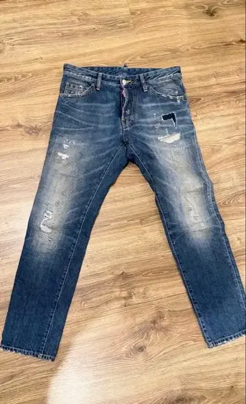 디스퀘어드 데미지 가공 슬림핏 데님 팬츠 48