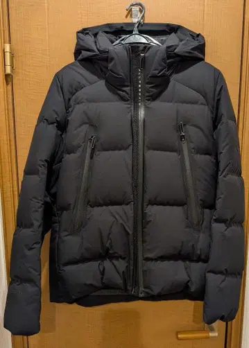 데상트 올테라인 암비트 GORE-TEX L 사이즈 블랙