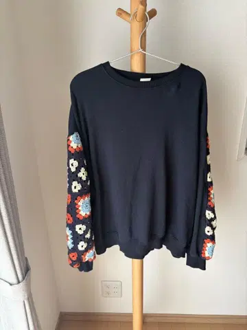 니코앤드 크로셰 콤비 풀오버