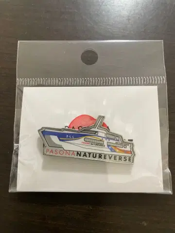 PASONA NATUREVERSE 핀 배지