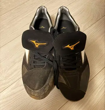 사이타마 세이부 라이온즈 이마이 투수 실사용 스파이크