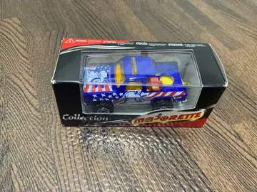 마조레트 픽업 트럭 미니카