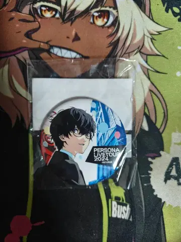 PERSONA LIVESTOUR 2024 핀 배지