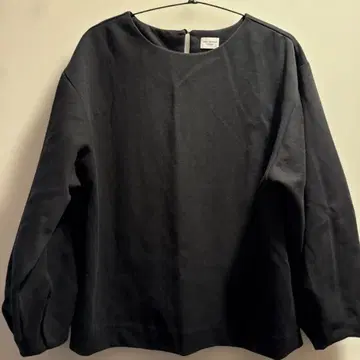 URBAN RESEARCH DOORS 블랙 긴팔 상의